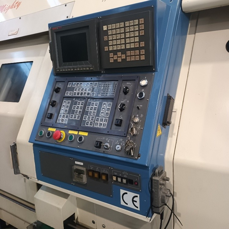 Tornio a controllo numerico Takamaz XY-2000 Mighty - Машина за обработка на метал: слика 3 Tornio a controllo numerico Takamaz XY-2000 Mighty - Машина за обработка на метал: слика 3