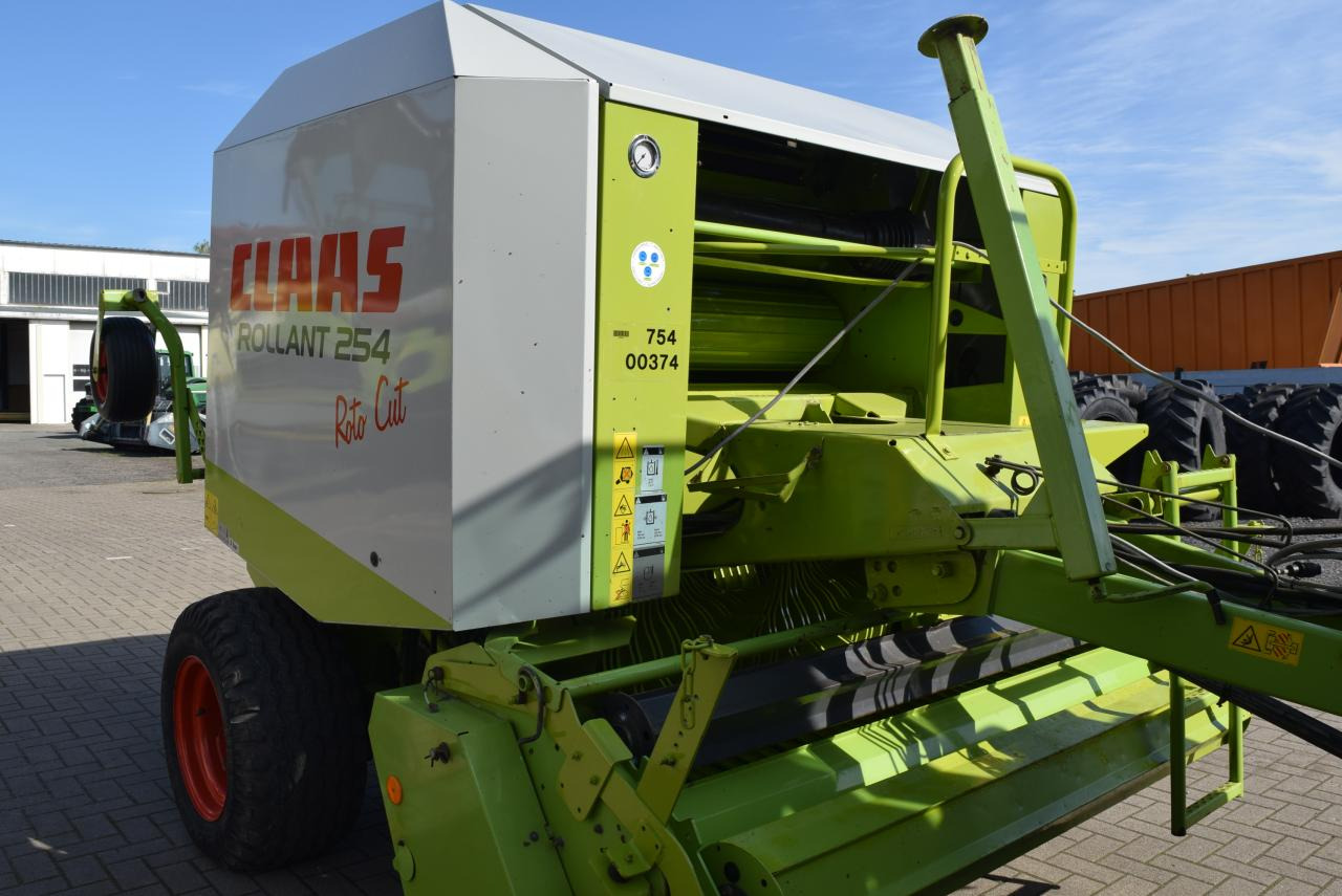 CLAAS Rollant 254 RC - Балирка за тркалезни бали: слика 3 CLAAS Rollant 254 RC - Балирка за тркалезни бали: слика 3