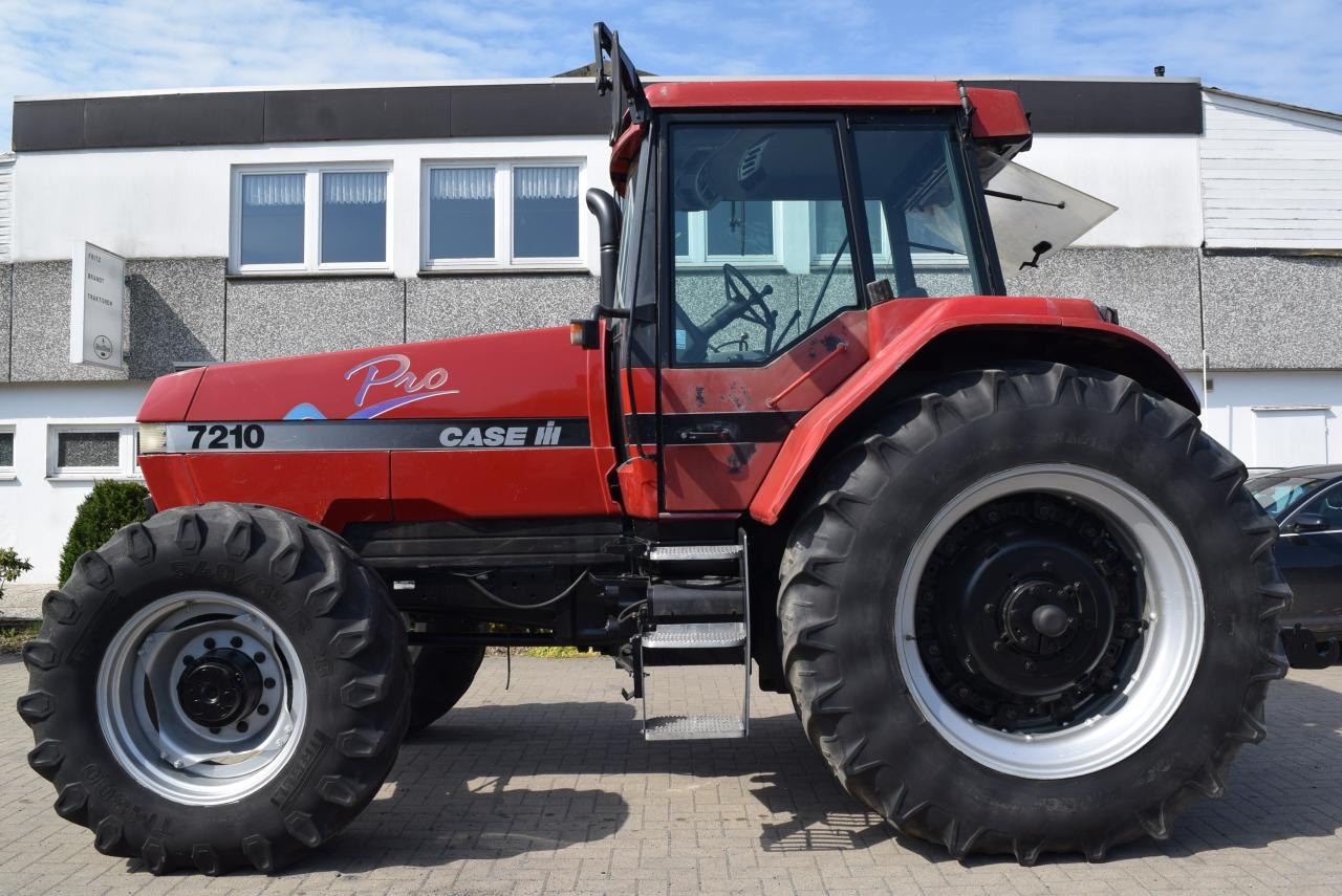 Case-IH 7210 Magnum Pro - Трактор: слика 2 Case-IH 7210 Magnum Pro - Трактор: слика 2