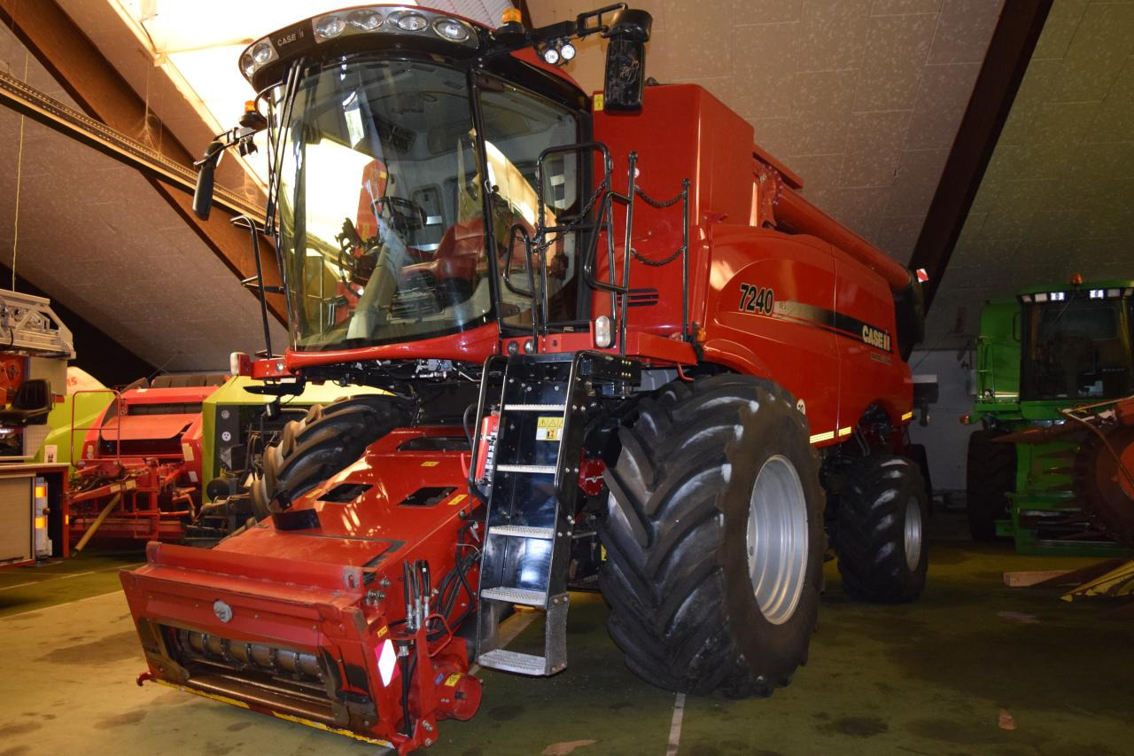 Case-IH 7240 Axial Flow - Комбајн: слика 2 Case-IH 7240 Axial Flow - Комбајн: слика 2