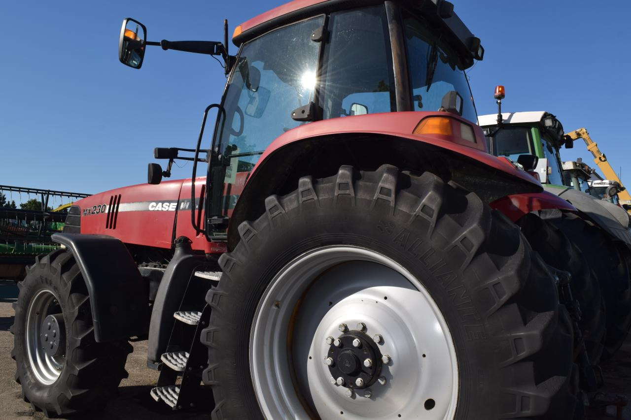 Case-IH MX 230 Magnum - Трактор: слика 4 Case-IH MX 230 Magnum - Трактор: слика 4