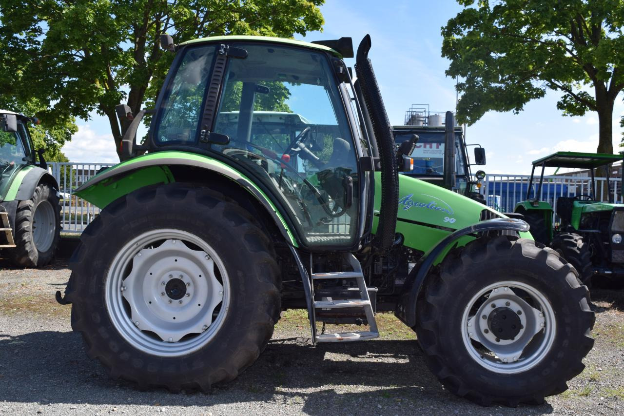 Deutz-Fahr Agrotron 90 - Трактор: слика 2 Deutz-Fahr Agrotron 90 - Трактор: слика 2