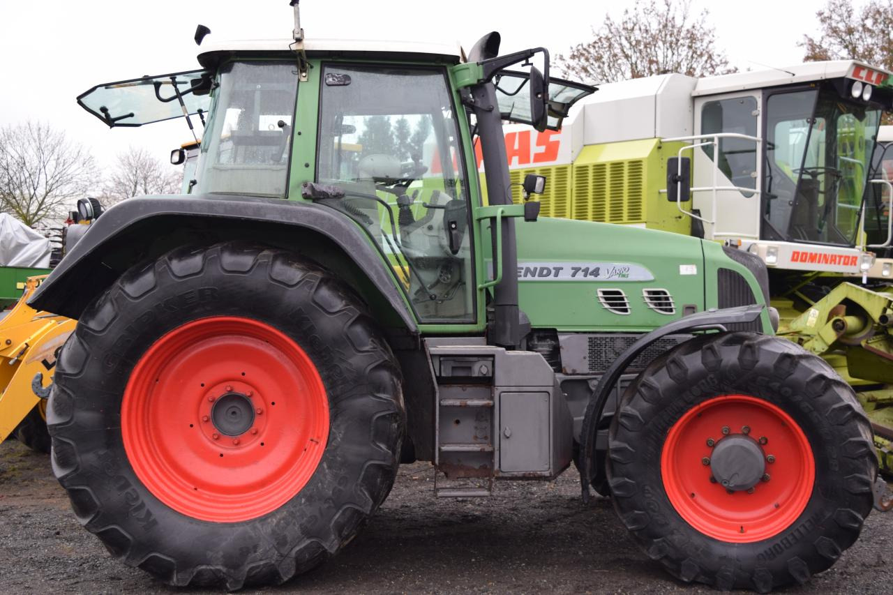 Fendt 714 Vario TMS - Трактор: слика 3 Fendt 714 Vario TMS - Трактор: слика 3
