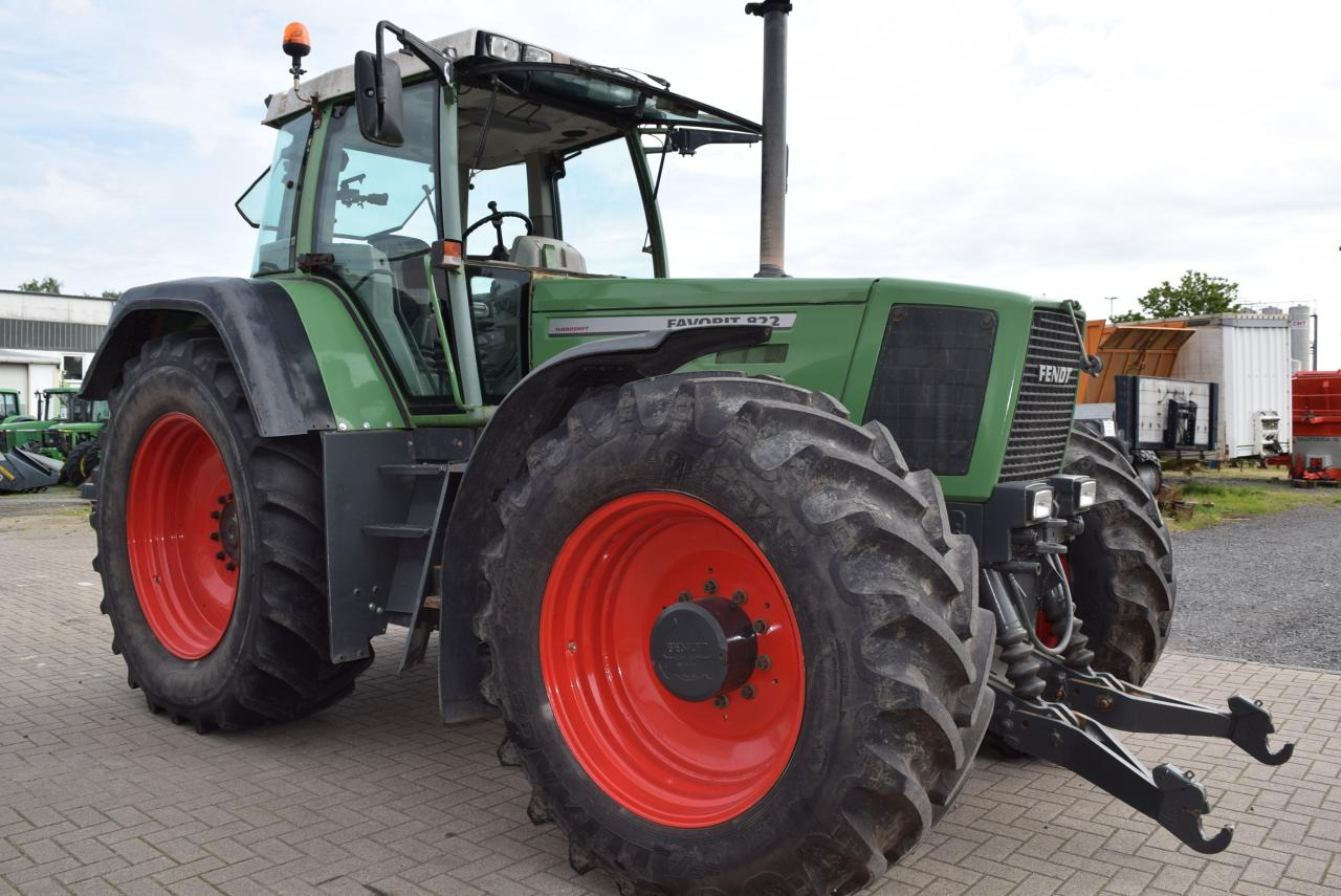 Fendt Favorit 822 - Трактор: слика 4 Fendt Favorit 822 - Трактор: слика 4