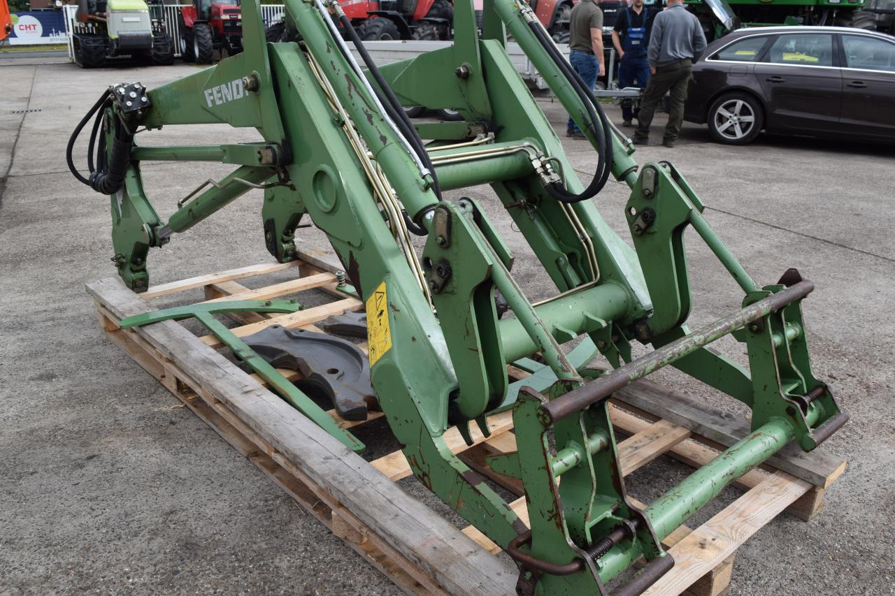 Fendt Frontlader für Serie 400 - Преден утоварувач за трактор: слика 5 Fendt Frontlader für Serie 400 - Преден утоварувач за трактор: слика 5
