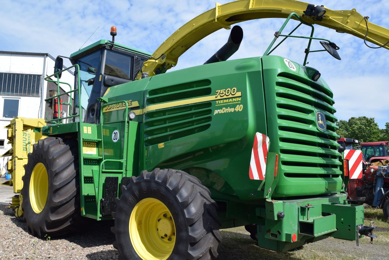 John Deere 7400 - Комбајн за сточна храна: слика 3 John Deere 7400 - Комбајн за сточна храна: слика 3