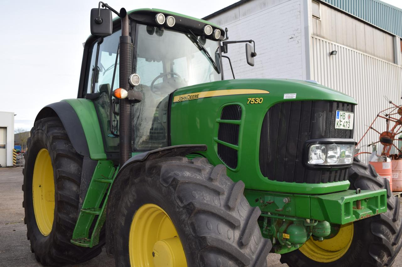 John Deere 7530 Premium - Трактор: слика 3 John Deere 7530 Premium - Трактор: слика 3