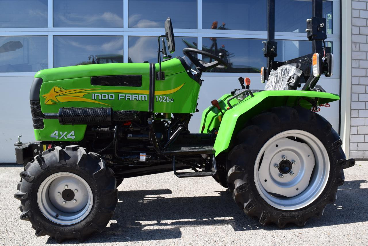 Klein-/Schmalspurtraktor INDO 1026 - Трактор висок клиренс: слика 1 Klein-/Schmalspurtraktor INDO 1026 - Трактор висок клиренс: слика 1