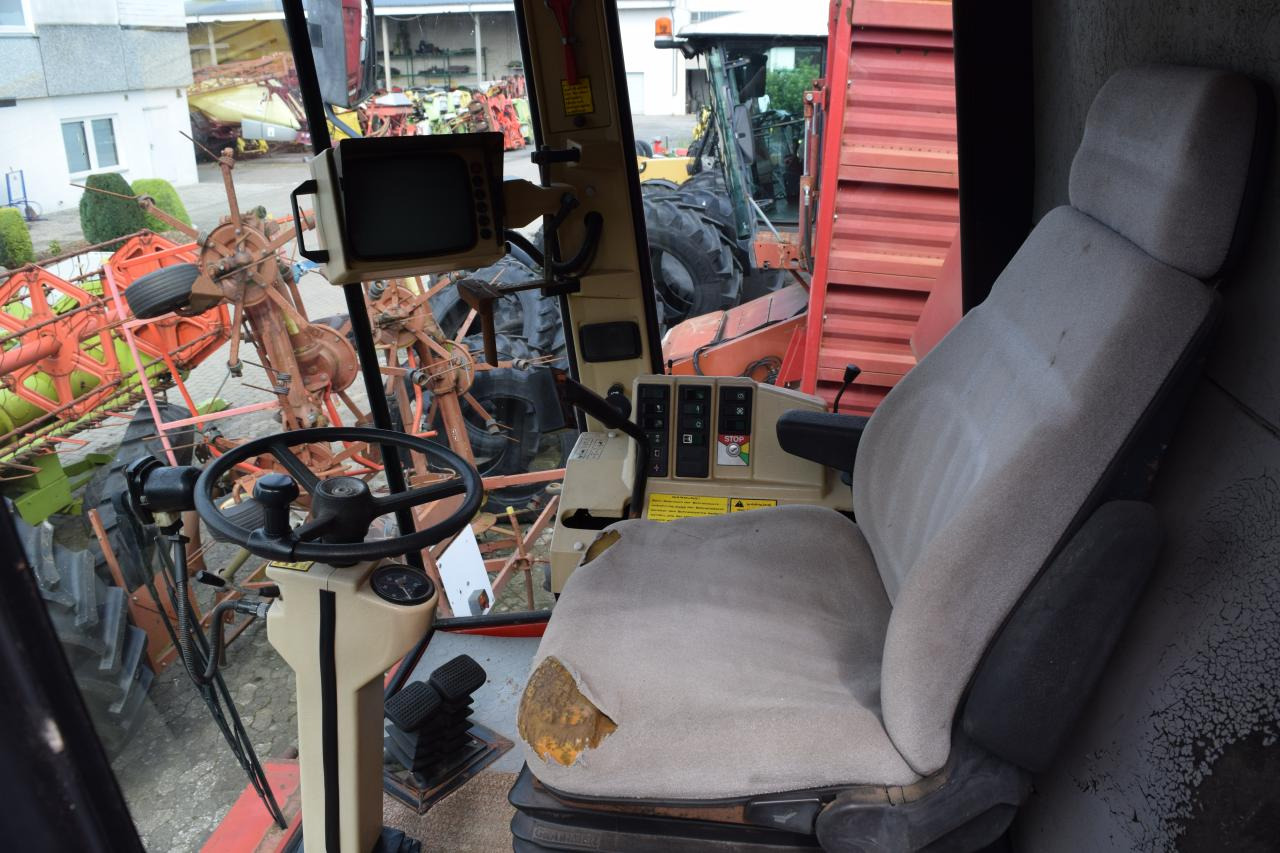 Комбајн Massey Ferguson MF 38: слика 7 Комбајн Massey Ferguson MF 38: слика 7