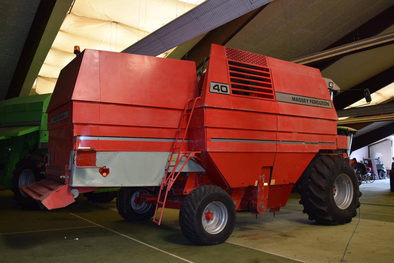 Massey Ferguson MF 40 RS - Комбајн: слика 4 Massey Ferguson MF 40 RS - Комбајн: слика 4