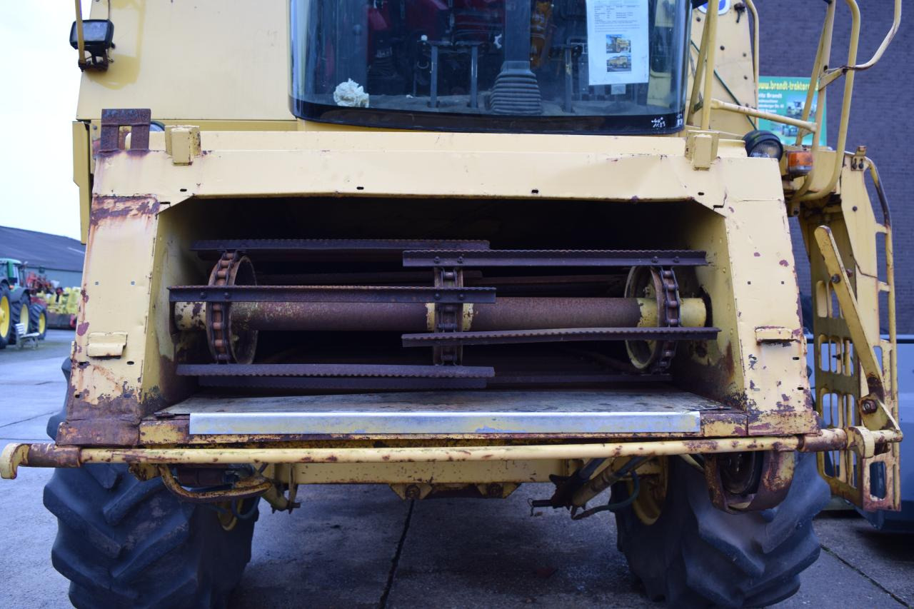 Комбајн New Holland TC 56: слика 7