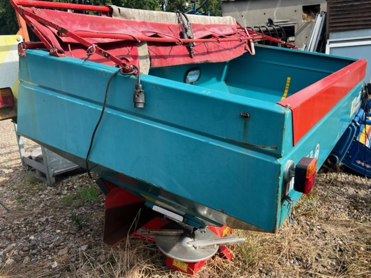 Sulky Burel DPX 2004 - Распрскувач на вештачко ѓубриво: слика 4 Sulky Burel DPX 2004 - Распрскувач на вештачко ѓубриво: слика 4