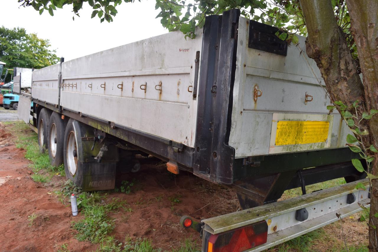 Wielton PTS 34.100 - Приколка со церада: слика 3 Wielton PTS 34.100 - Приколка со церада: слика 3