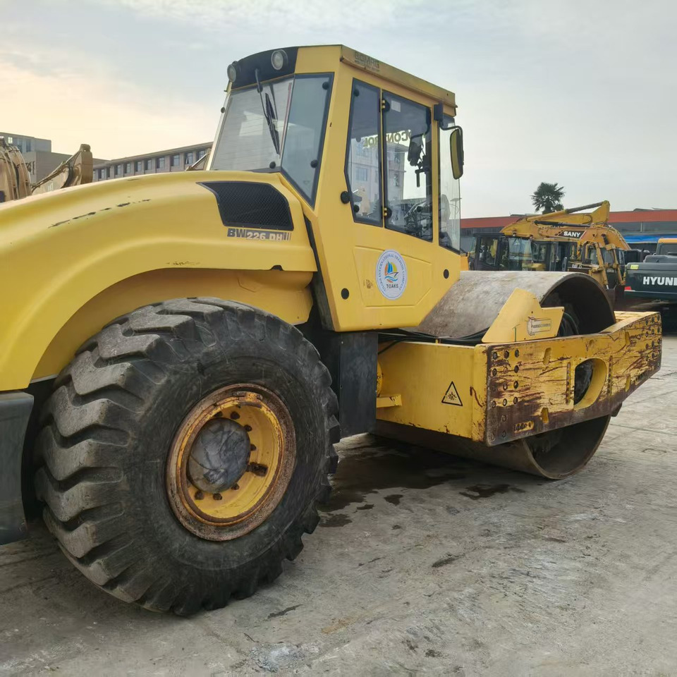 BOMAG 226DH - Ваљак за пат: слика 3 BOMAG 226DH - Ваљак за пат: слика 3