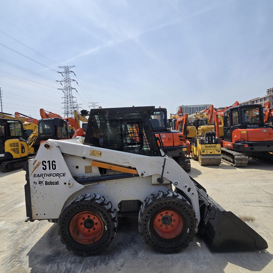 Bobcat S16 - Компактен натоварувач: слика 5 Bobcat S16 - Компактен натоварувач: слика 5