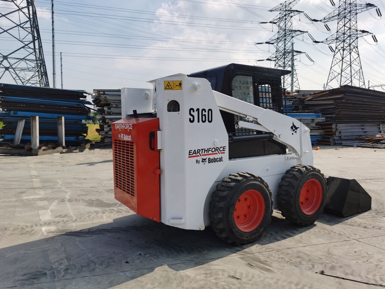 Bobcat S160 - Компактен натоварувач: слика 4 Bobcat S160 - Компактен натоварувач: слика 4
