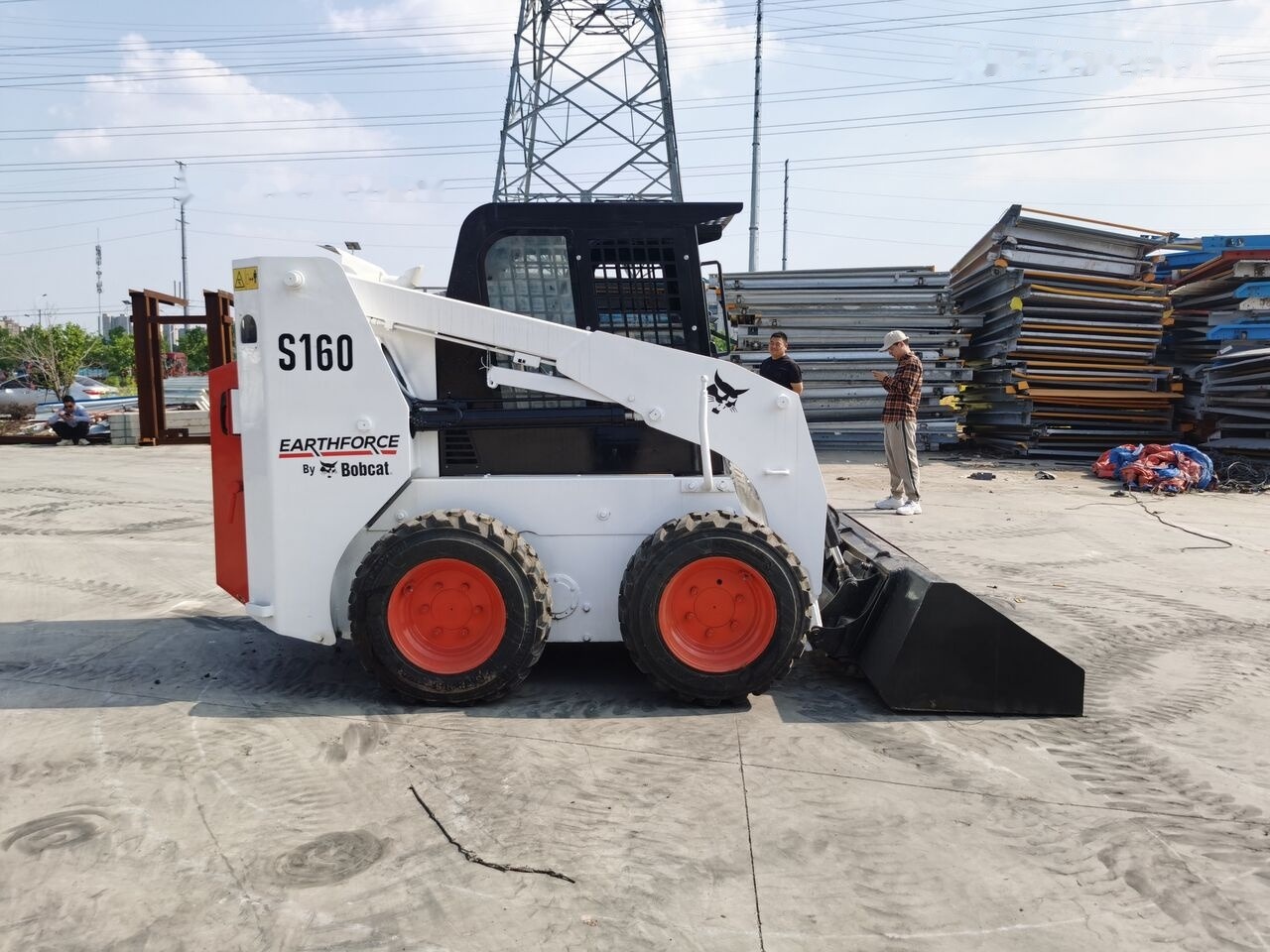Bobcat S160 - Компактен натоварувач: слика 2 Bobcat S160 - Компактен натоварувач: слика 2