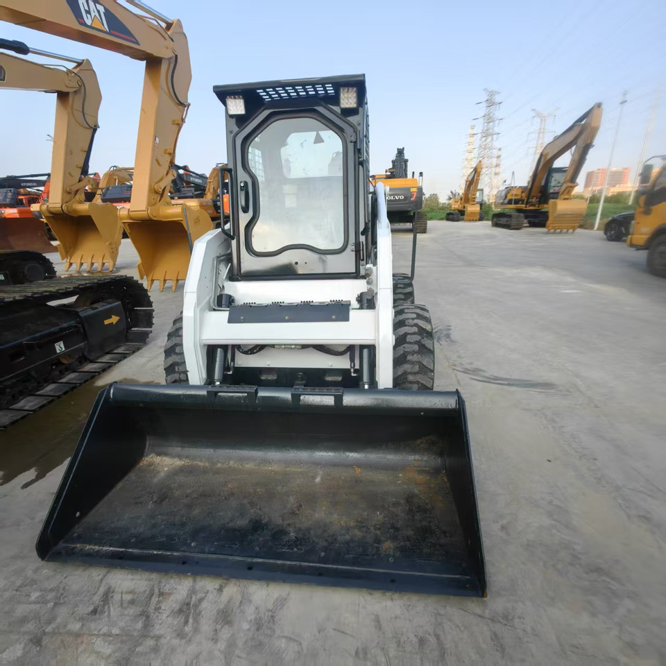 Bobcat S160 - Компактен натоварувач: слика 2 Bobcat S160 - Компактен натоварувач: слика 2