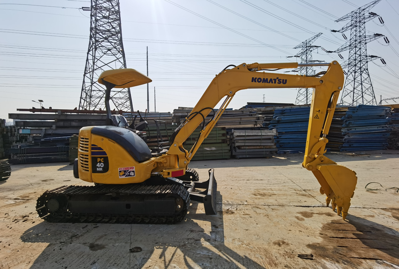 CATERPILLAR PC40MR - Мини багер: слика 4 CATERPILLAR PC40MR - Мини багер: слика 4