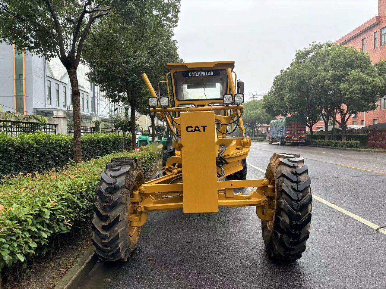 Caterpillar 140H - Порамнувач: слика 2 Caterpillar 140H - Порамнувач: слика 2