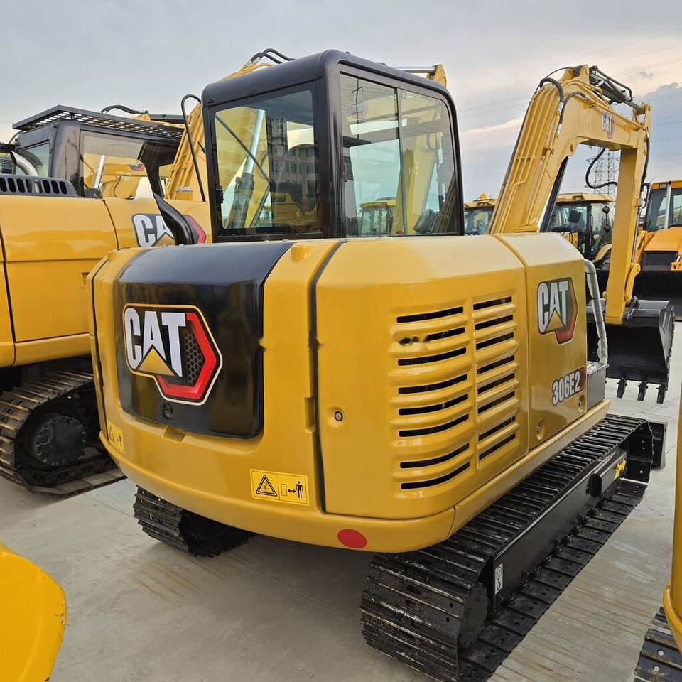 Caterpillar 306E2 - Мини багер: слика 3 Caterpillar 306E2 - Мини багер: слика 3
