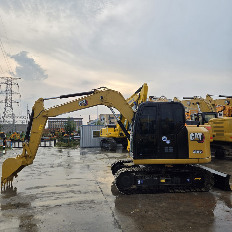 Caterpillar 307 - Мини багер: слика 4 Caterpillar 307 - Мини багер: слика 4