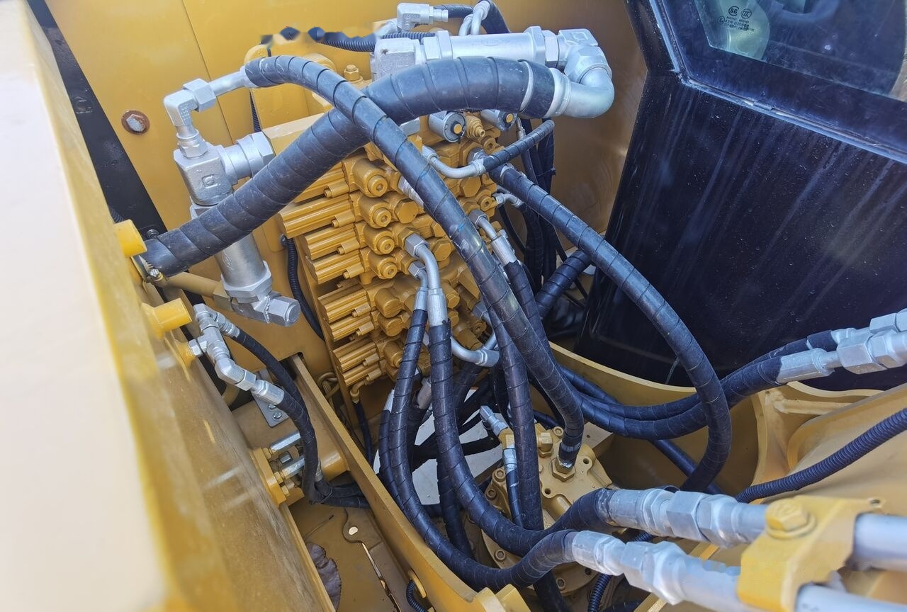 Caterpillar 307E2 - Мини багер: слика 4 Caterpillar 307E2 - Мини багер: слика 4