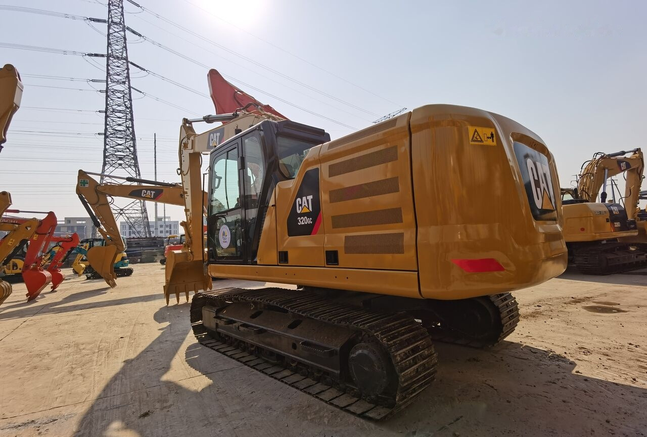Caterpillar 320GC - Багер гасеничар: слика 2 Caterpillar 320GC - Багер гасеничар: слика 2