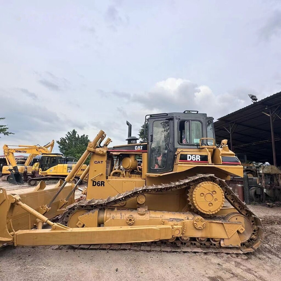 Caterpillar D 6 R - Булдожер: слика 1 Caterpillar D 6 R - Булдожер: слика 1