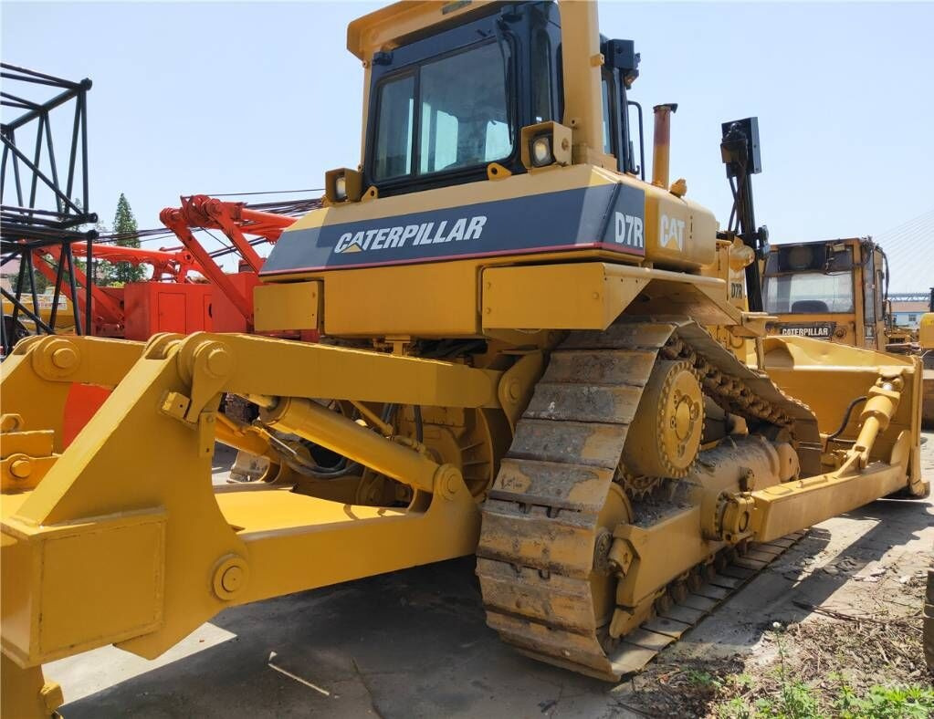 Caterpillar D7R - Булдожер: слика 3 Caterpillar D7R - Булдожер: слика 3