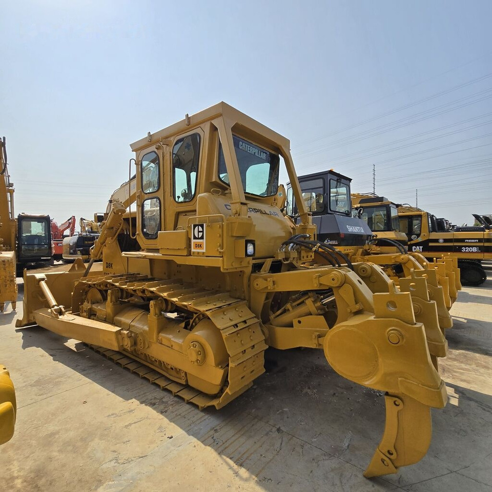 Caterpillar D8K - Булдожер: слика 1 Caterpillar D8K - Булдожер: слика 1