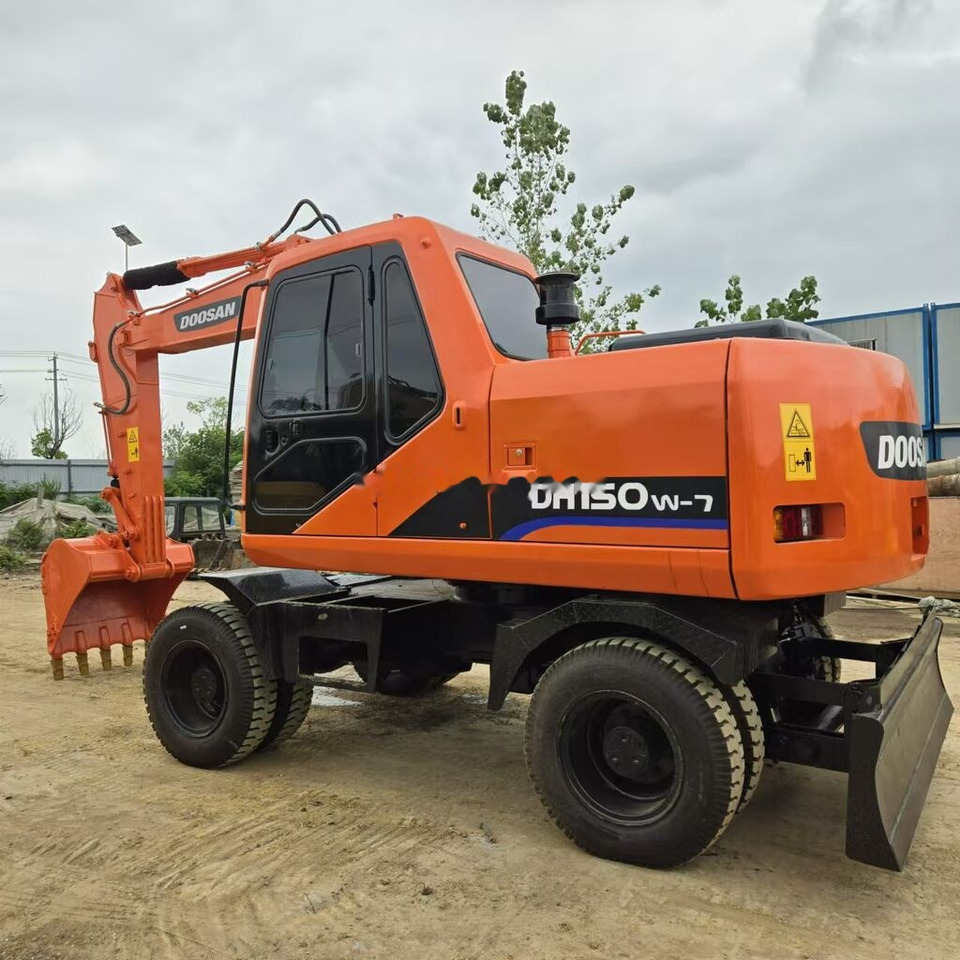 Doosan DH150W - Багер на тркала: слика 2 Doosan DH150W - Багер на тркала: слика 2