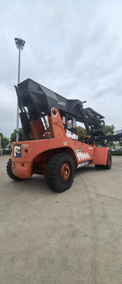 FANTUZZI CS45KM reach stacker - Сложувачки досегнувач: слика 3 FANTUZZI CS45KM reach stacker - Сложувачки досегнувач: слика 3