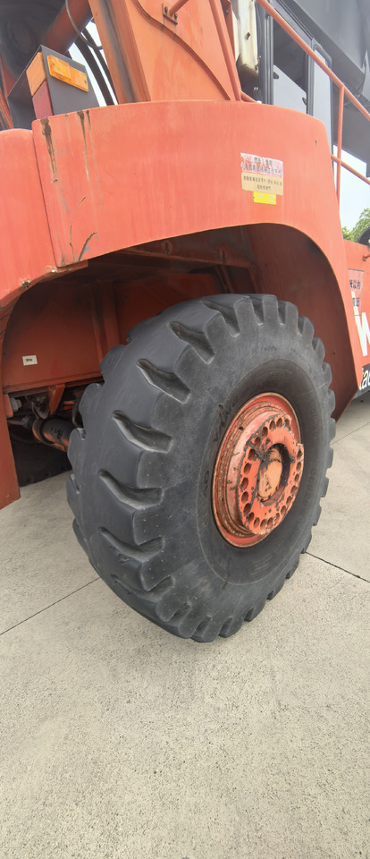 FANTUZZI CS45KM reach stacker - Сложувачки досегнувач: слика 4 FANTUZZI CS45KM reach stacker - Сложувачки досегнувач: слика 4