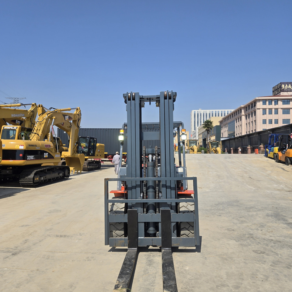 Heli CPCD45 - Дизел вилушкар: слика 3 Heli CPCD45 - Дизел вилушкар: слика 3