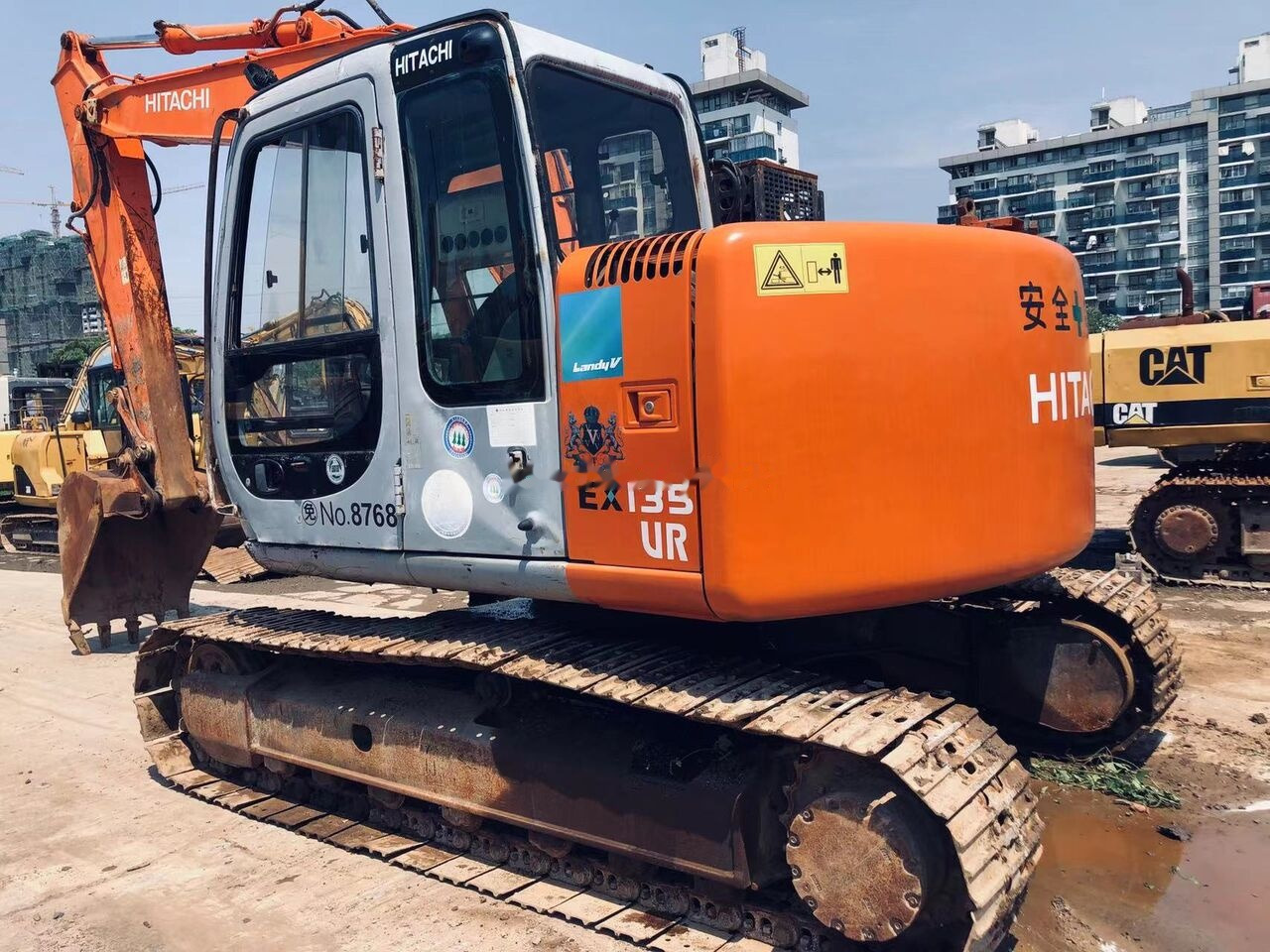 Hitachi EX135 - Багер гасеничар: слика 5 Hitachi EX135 - Багер гасеничар: слика 5