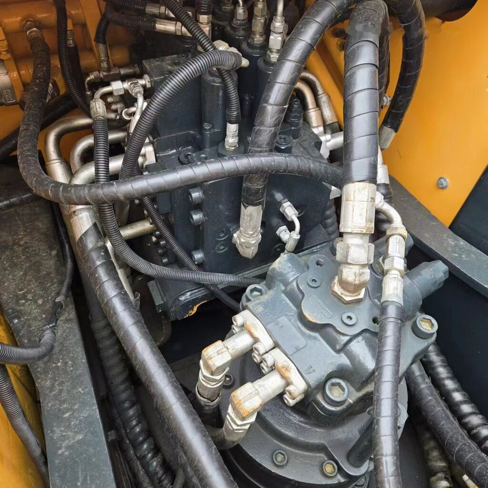 Лизинг на Hyundai R210-9S Hyundai R210-9S: слика 6