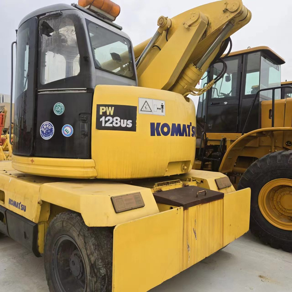 KOMATSU PC128US - Багер на тркала: слика 4 KOMATSU PC128US - Багер на тркала: слика 4