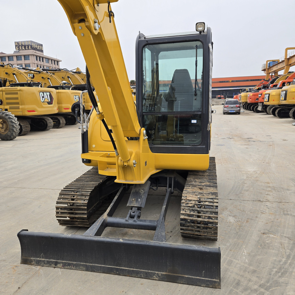 KOMATSU PC56 - Мини багер: слика 4 KOMATSU PC56 - Мини багер: слика 4