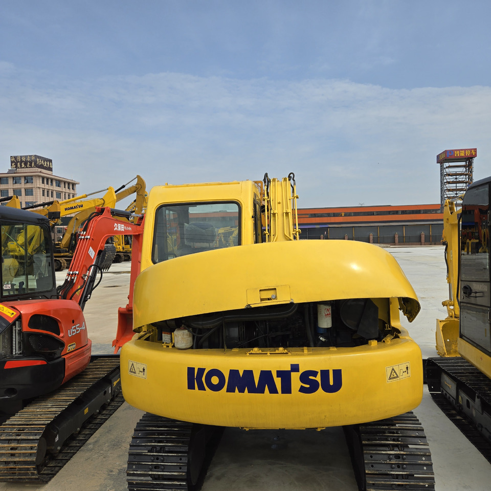 KOMATSU PC60 - Мини багер: слика 3 KOMATSU PC60 - Мини багер: слика 3