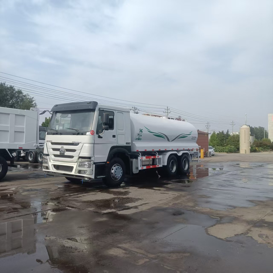 Howo 20 cubic meter sprinkler - Камион: слика 1 Howo 20 cubic meter sprinkler - Камион: слика 1