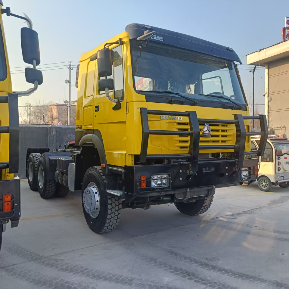 SINOTRUK HOWO 430 - Камион влекач: слика 1 SINOTRUK HOWO 430 - Камион влекач: слика 1
