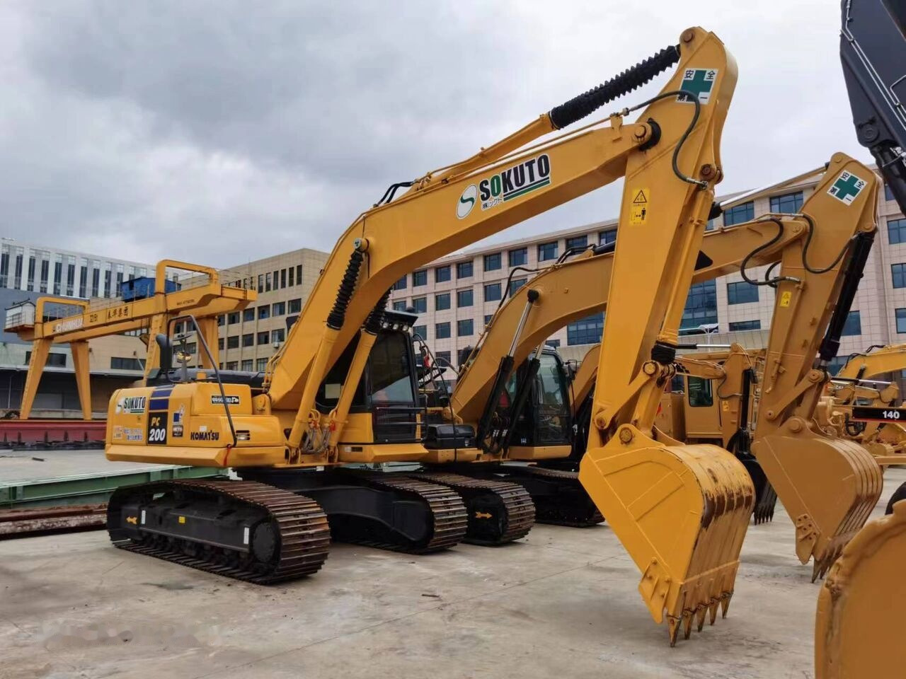 Komatsu PC200-8 - Багер гасеничар: слика 3 Komatsu PC200-8 - Багер гасеничар: слика 3