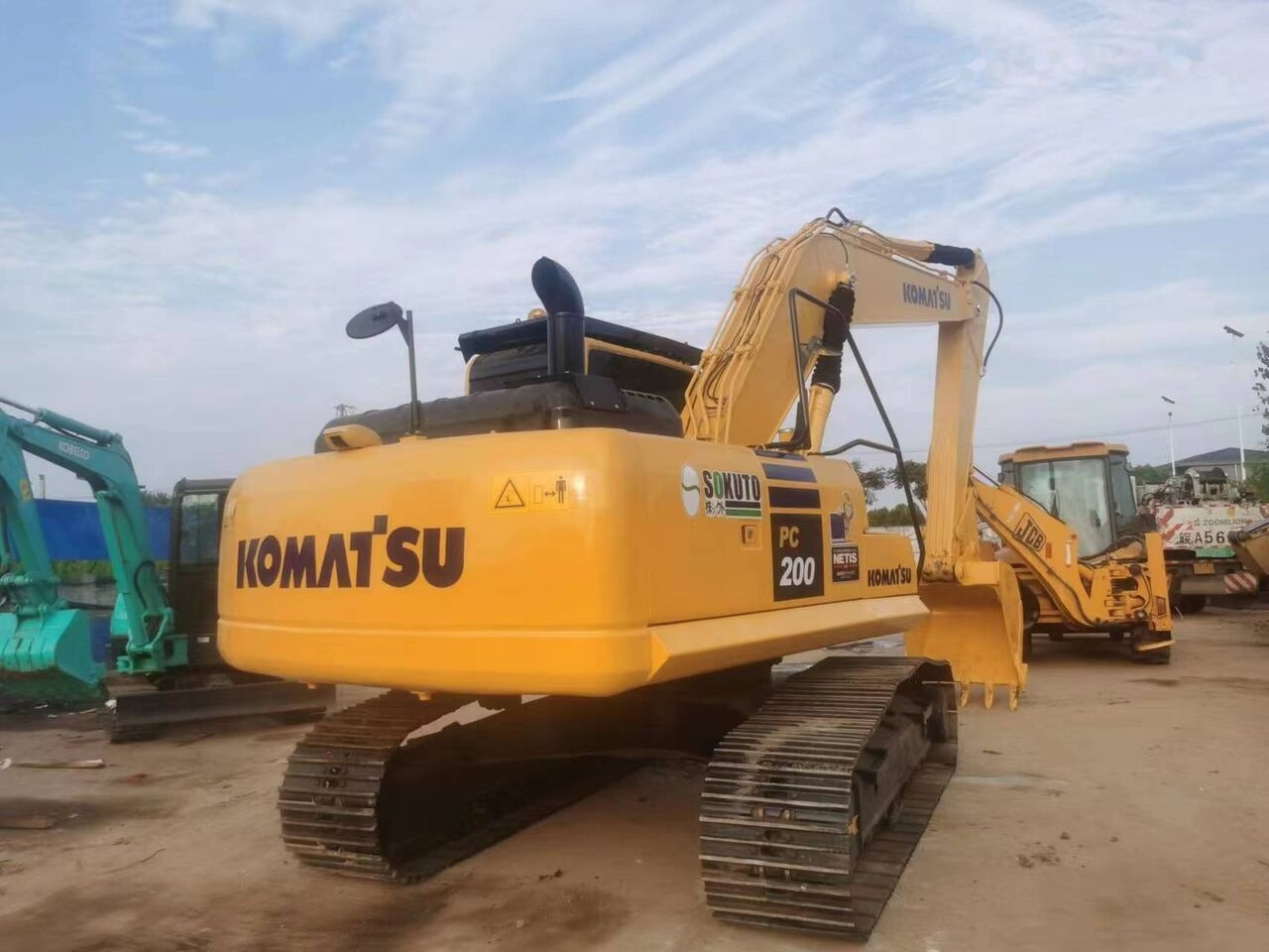 Komatsu PC200-8 - Багер гасеничар: слика 3 Komatsu PC200-8 - Багер гасеничар: слика 3