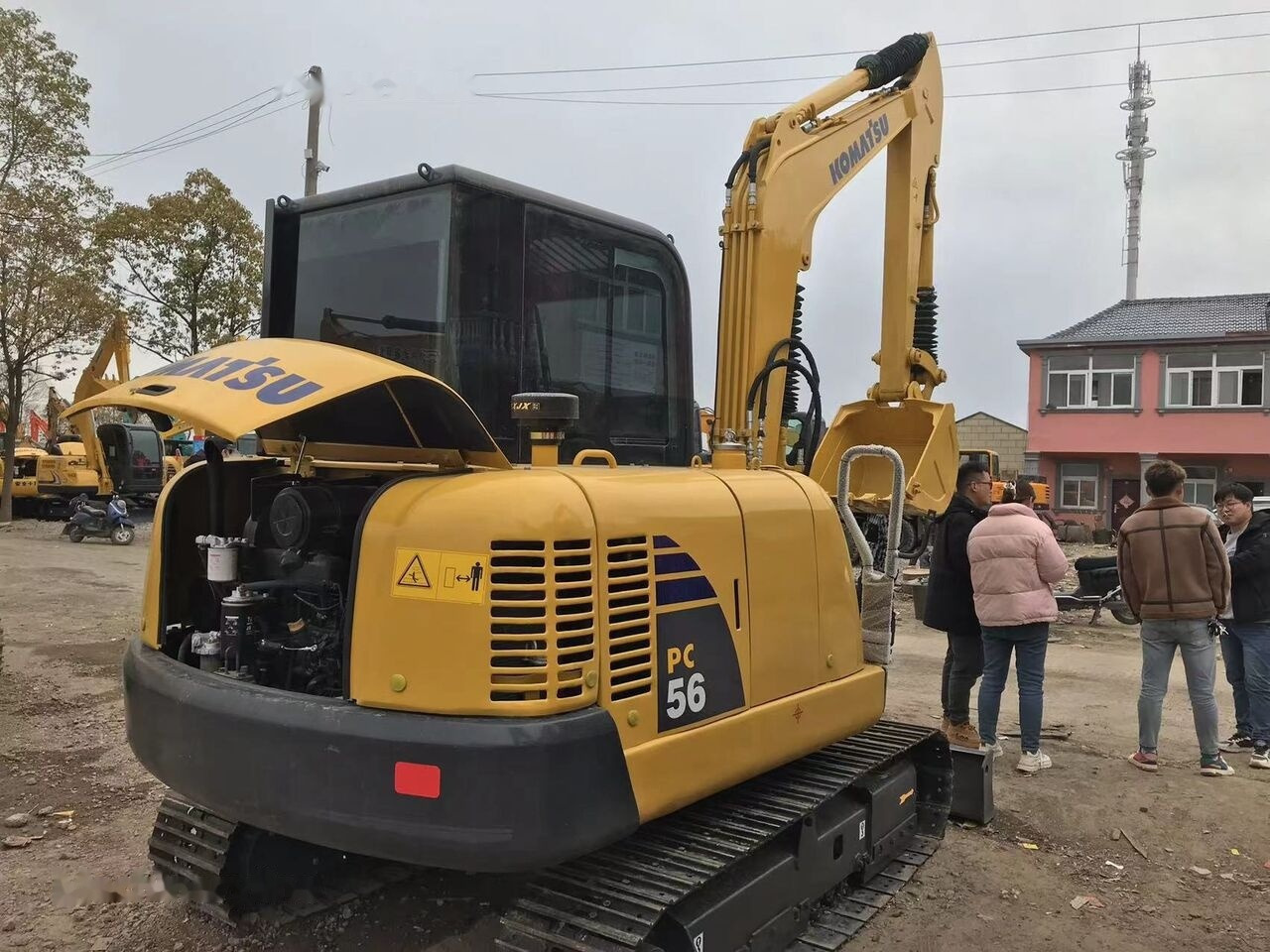 Komatsu PC56 - Мини багер: слика 1 Komatsu PC56 - Мини багер: слика 1
