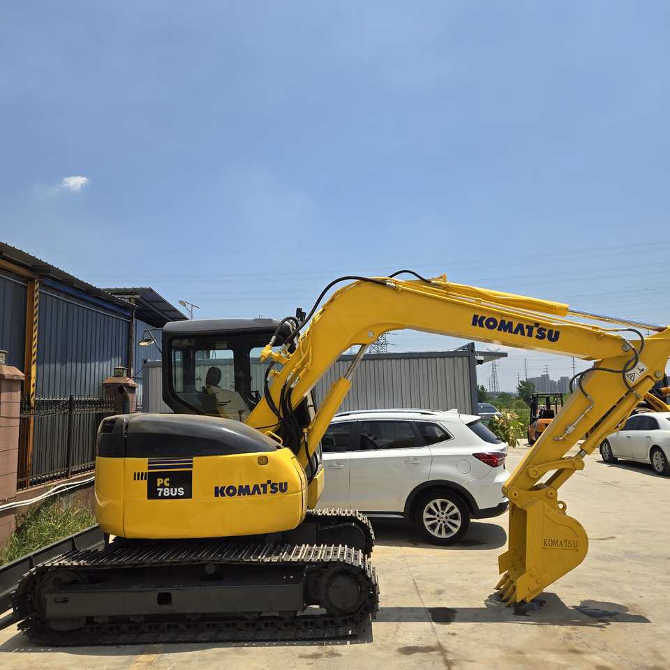 Komatsu PC78US - Мини багер: слика 1 Komatsu PC78US - Мини багер: слика 1