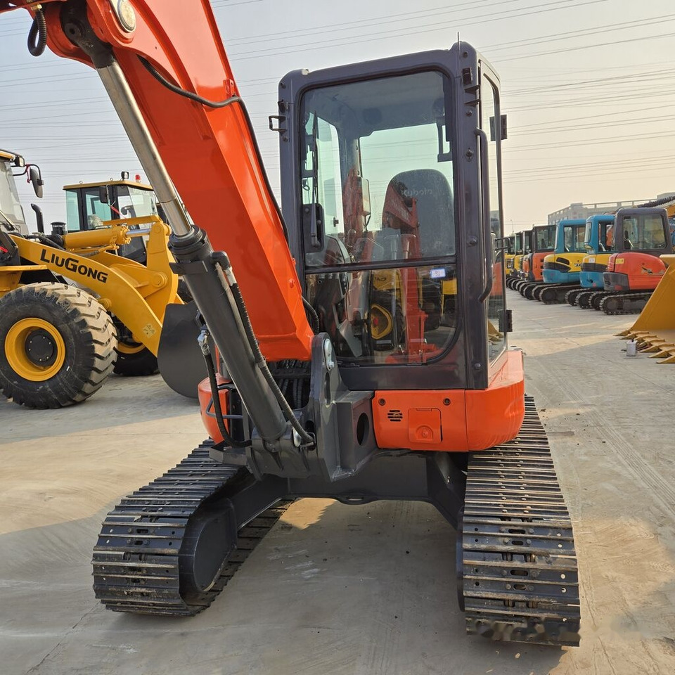 Kubota KX165 - Мини багер: слика 1 Kubota KX165 - Мини багер: слика 1
