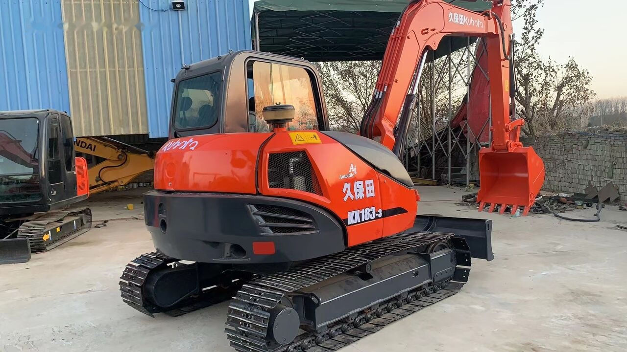 Kubota KX183 - Багер гасеничар: слика 1 Kubota KX183 - Багер гасеничар: слика 1