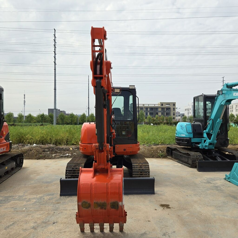Kubota U55 - Мини багер: слика 3 Kubota U55 - Мини багер: слика 3