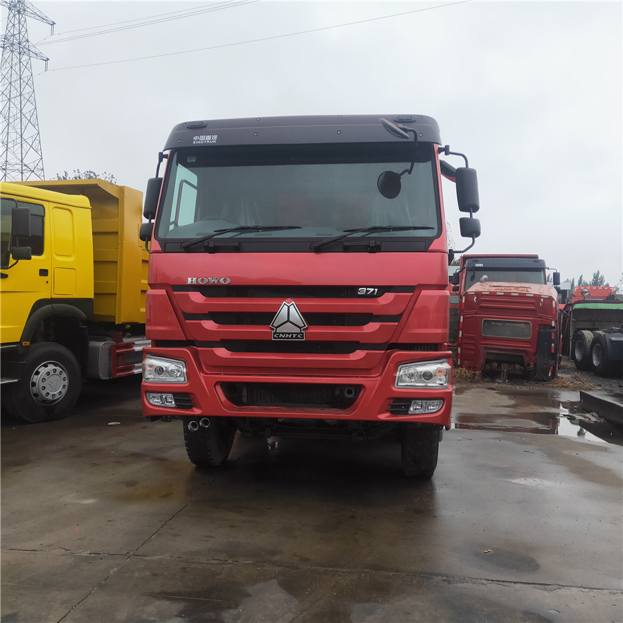 SINOTRUK HOWO - Кипер: слика 1 SINOTRUK HOWO - Кипер: слика 1